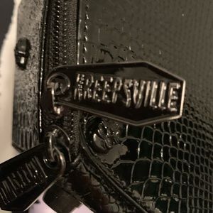 Purse keepsville 666